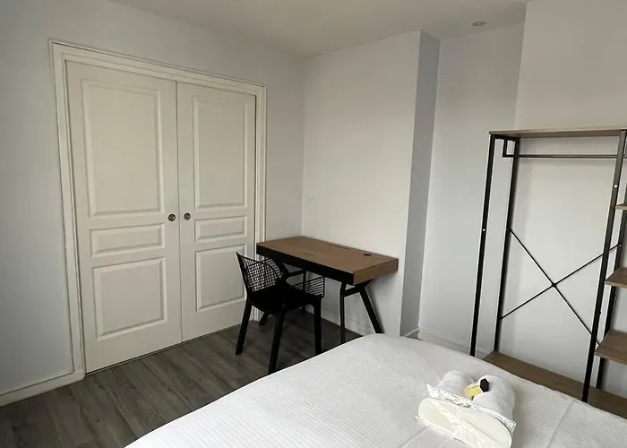 Wasat, Joli Appt 3 A アパート *