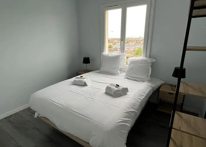 Wasat, Joli Appt 3 A アパート カーン